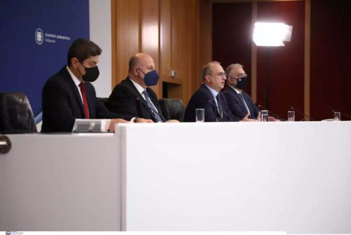 Μέτρα-για-την-οπαδική-βία:-Οι-ανακοινώσεις-της-κυβέρνησης-για-τις-νομοθετικές-πρωτοβουλίες