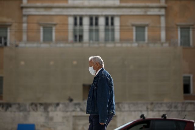 Τέλος-η-υποχρεωτική-χρήση-της-μάσκας-στους-εξωτερικούς-χώρους-–-Τι-αποφάσισαν-οι-ειδικοί Τέλος-η-υποχρεωτική-χρήση-της-μάσκας-στους-εξωτερικούς-χώρους-–-Τι-αποφάσισαν-οι-ειδικοί