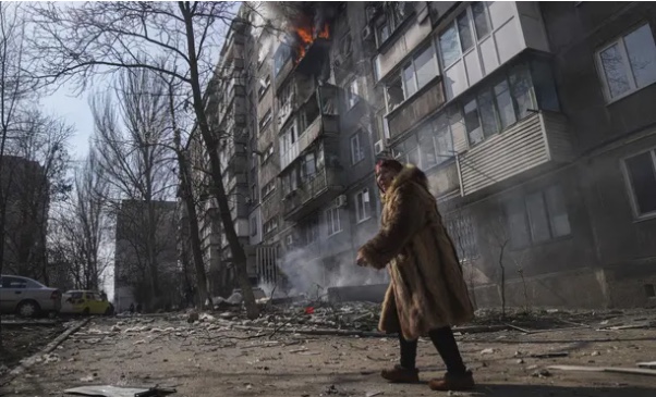 Πόλεμος-στην-Ουκρανία:-Απαγόρευση-κυκλοφορίας-στο-Κίεβο