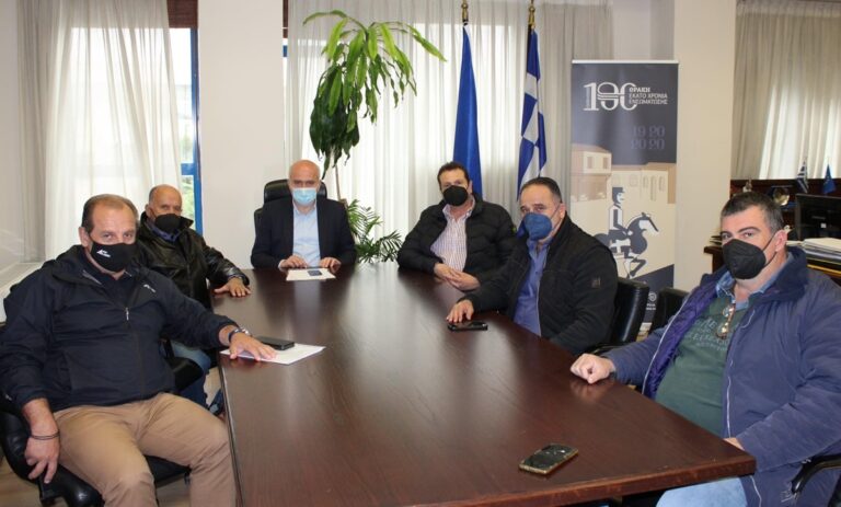 Συνάντηση-των-Προέδρων-των-ΚΤΕΛ-της-Περιφέρειας-Ανατολικής-Μακεδονίας-και-Θράκης-με-τον-Περιφερειάρχη