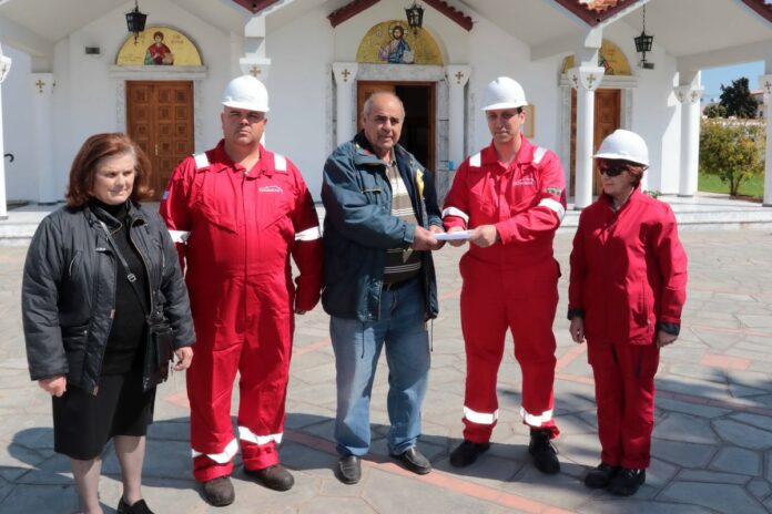 Η-energean-και-φέτος-κοντά-στην-ενορία-Αγίου-Γρηγορίου-του-Θεολόγου,-στη-Νέα-Καρβάλη