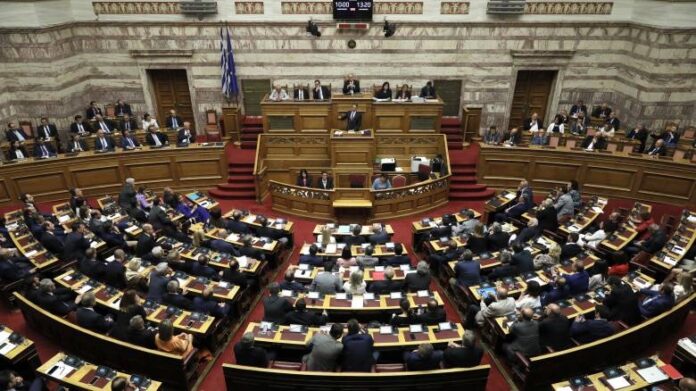 Βουλή:-Στην-Ολομέλεια-η-μάχη-των-πολιτικών-αρχηγών-για-την-ελληνοαμερικανική-Συμφωνία Βουλή:-Στην-Ολομέλεια-η-μάχη-των-πολιτικών-αρχηγών-για-την-ελληνοαμερικανική-Συμφωνία