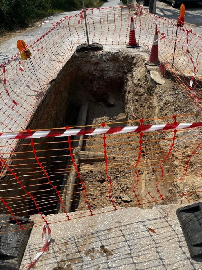 Μάκης-Παπαδόπουλος:-Πόση-ακόμη-ταλαιπωρία-θα-υποστούν-οι-κάτοικοι-και-οι-επιχειρήσεις-του-Παληού; Μάκης-Παπαδόπουλος:-Πόση-ακόμη-ταλαιπωρία-θα-υποστούν-οι-κάτοικοι-και-οι-επιχειρήσεις-του-Παληού;