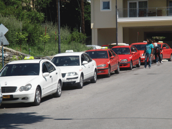 Προβληματίζει-η-αύξηση-του-κομίστρου-στο-ΤΑΞΙ-και-στην-Καβάλα Προβληματίζει-η-αύξηση-του-κομίστρου-στο-ΤΑΞΙ-και-στην-Καβάλα