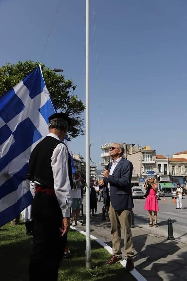 109η-Επέτειος-Απελευθέρωσης-της-Καβάλας-–-Επίσημη-έπαρση-της-Ελληνικής-σημαίας-την-Κυριακή-26-Ιουνίου-2022,-στο-παλιό-μνημείο-πεσόντων-(Καμάρες) 109η-Επέτειος-Απελευθέρωσης-της-Καβάλας-–-Επίσημη-έπαρση-της-Ελληνικής-σημαίας-την-Κυριακή-26-Ιουνίου-2022,-στο-παλιό-μνημείο-πεσόντων-(Καμάρες)