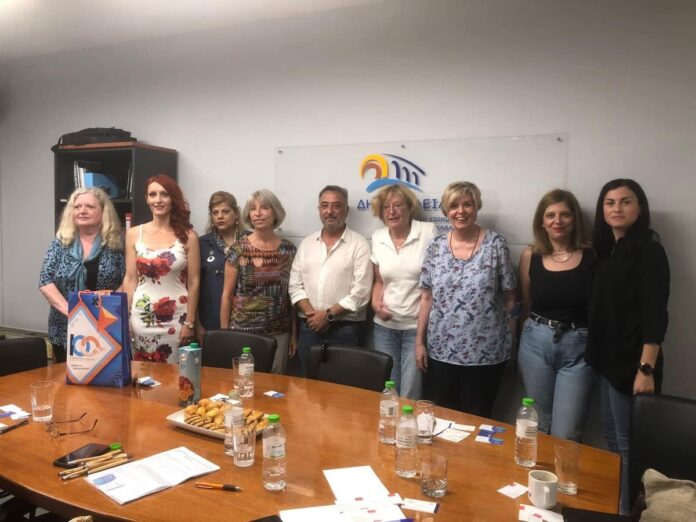 Επίσκεψη-αντιπροσωπείας-από-το-τμήμα-Διεθνών-Σχέσεων-του-Δήμου-Νυρεμβέργης-στη-«ΔΗΜΩΦΕΛΕΙΑ» Επίσκεψη-αντιπροσωπείας-από-το-τμήμα-Διεθνών-Σχέσεων-του-Δήμου-Νυρεμβέργης-στη-«ΔΗΜΩΦΕΛΕΙΑ»