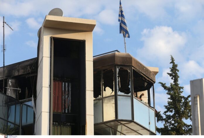 Ο-πολιτικός-κόσμος-καταδικάζει-τον-εμπρησμό-στο-κτίριο-του-real-group-στο-Μαρούσι