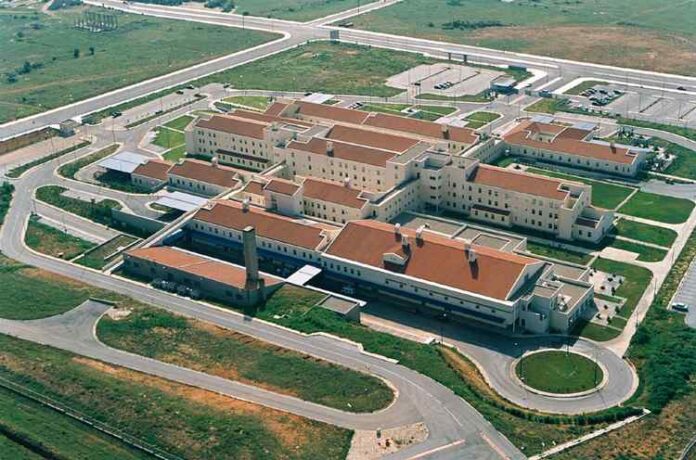 Ροδόπη:-Τουλάχιστον-200-άτομα-με-τροφική-δηλητηρίαση-στα-νοσοκομεία-Κομοτηνής-και-Ξάνθης Ροδόπη:-Τουλάχιστον-200-άτομα-με-τροφική-δηλητηρίαση-στα-νοσοκομεία-Κομοτηνής-και-Ξάνθης