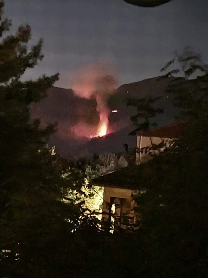 Αναζοπύρωση-στη-φωτιά-της-Θάσου-Υπό-έλεγχο-η-κατάσταση