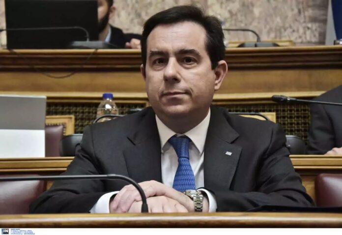Έβρος:-Στο-ΚΥΤ-Φυλακίου-ο-Νότης-Μηταράκης-για-την-υποδοχή-των-38-μεταναστών-που-εγκλωβίστηκαν-στη-νησίδα Έβρος:-Στο-ΚΥΤ-Φυλακίου-ο-Νότης-Μηταράκης-για-την-υποδοχή-των-38-μεταναστών-που-εγκλωβίστηκαν-στη-νησίδα