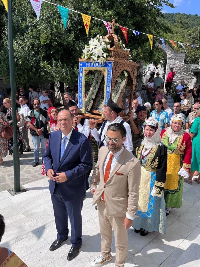 Μακάριος-Λαζαρίδης:-Η-αγκαλιά-της-Μεγαλόχαρης-θα-είναι-πάντα-το-ασφαλές-καταφύγιο-μας Μακάριος-Λαζαρίδης:-Η-αγκαλιά-της-Μεγαλόχαρης-θα-είναι-πάντα-το-ασφαλές-καταφύγιο-μας