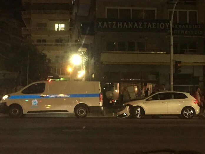 Τροχαίο-ατύχημα-στο-κεντρο-της-Καβάλας