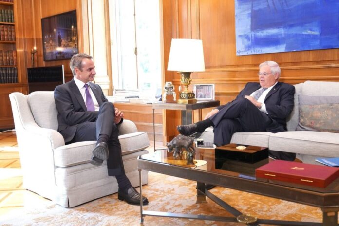 Μενέντεζ-σε-Μητσοτάκη:-«Η-Αλεξανδρούπολη-θα-γίνει-γεωστρατηγικό-κέντρο» Μενέντεζ-σε-Μητσοτάκη:-«Η-Αλεξανδρούπολη-θα-γίνει-γεωστρατηγικό-κέντρο»