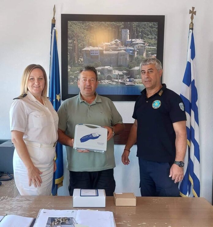 Παράδοση-συσκευής-μέτρησης-αλκοόλης-απο-το-Δημοτικό-Λιμενικό-Ταμείο-Θάσου Παράδοση-συσκευής-μέτρησης-αλκοόλης-απο-το-Δημοτικό-Λιμενικό-Ταμείο-Θάσου