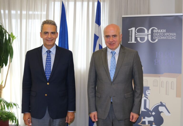 Συνάντηση-του-Περιφερειάρχη-ΑΜΘ-Χρήστου-Μέτιου-με-τον-Υφυπουργό-Παιδείας-Άγγελο-Συρίγο