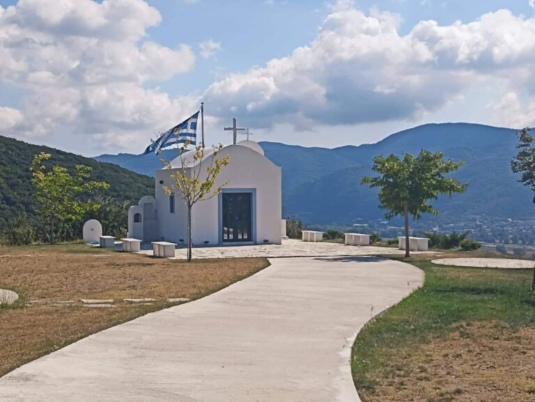 Με-παρέμβαση-της-ΔΕΔΑ-διευκολύνεται-η-πρόσβαση-στο-εξωκλήσι-της-Αγίας-Ζώνης-στα-Δωμάτια