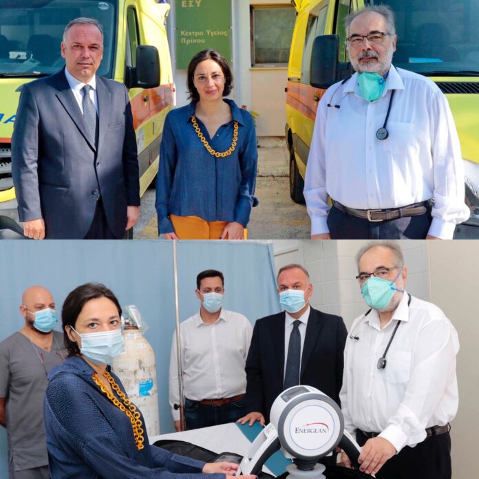 Παγκόσμια-Ημέρα-Καρδιάς:-Η-energean-δωρίζει-Συσκευή-Αυτόματων-Θωρακικών-Συμπιέσεων-στο-Κέντρο-Υγείας-Πρίνου Παγκόσμια-Ημέρα-Καρδιάς:-Η-energean-δωρίζει-Συσκευή-Αυτόματων-Θωρακικών-Συμπιέσεων-στο-Κέντρο-Υγείας-Πρίνου