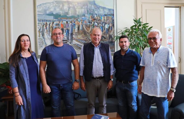 Εθιμοτυπική-επίσκεψη-στον-δήμαρχο-Καβάλας-της-νέας-διοίκησης-του-Συλλόγου-Εθελοντών-Αιμοδοτών-Ν.-Καβάλας-«Στέλλα-Μανώλα-Κούρτη» Εθιμοτυπική-επίσκεψη-στον-δήμαρχο-Καβάλας-της-νέας-διοίκησης-του-Συλλόγου-Εθελοντών-Αιμοδοτών-Ν.-Καβάλας-«Στέλλα-Μανώλα-Κούρτη»