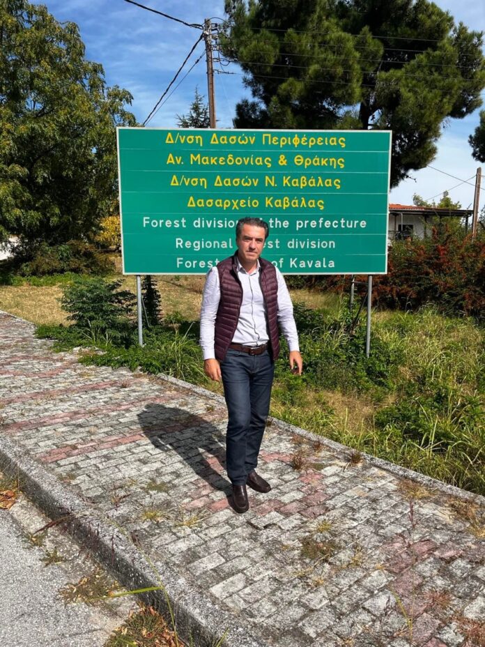 Μάκης-Παπαδόπουλος:-Συνεργασία-Δήμου-–-Δασαρχείου-Καβάλας-για-τη-διάθεση-καυσόξυλων-στους-δημότες-ενόψει-του-δύσκολου-χειμώνα Μάκης-Παπαδόπουλος:-Συνεργασία-Δήμου-–-Δασαρχείου-Καβάλας-για-τη-διάθεση-καυσόξυλων-στους-δημότες-ενόψει-του-δύσκολου-χειμώνα