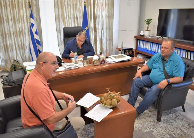 Υπογράφηκε-η-σύμβαση-προϋπολογισμού-500.000e-για-τον-εξωραϊσμό-και-ανακαίνιση-της-Πλατείας-Ηρώων-στη-Χρυσούπολη