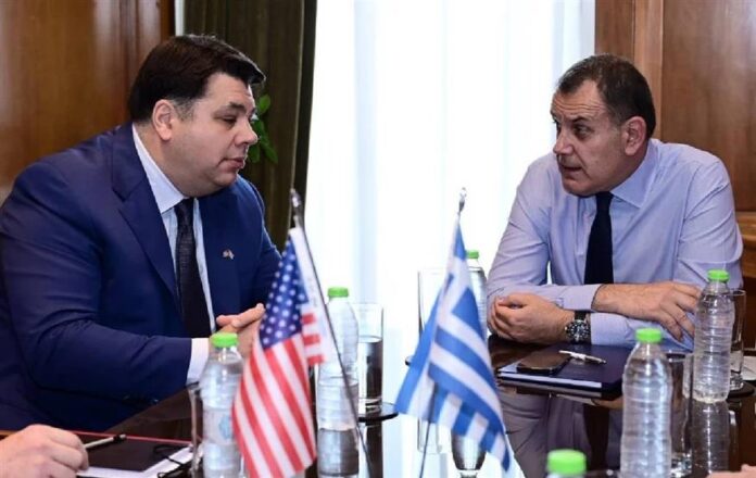 Στα-Ελευθέρια-της-Θάσου-Νίκος-Παναγιωτόπουλος-και-Τζόρτζ-Τσούνης
