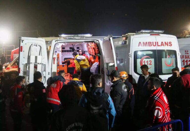 Τουρκία:-15-εγκλωβισμένοι-στο-ανθρακωρυχείο-–-Κυριάκος-Μητσοτάκης:-Είμαστε-έτοιμοι-να-βοηθήσουμε