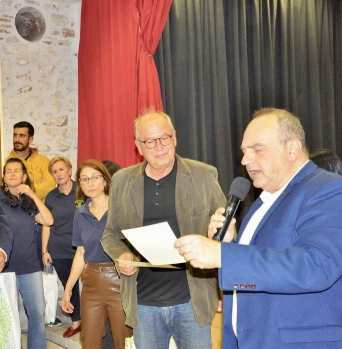 4η-γιορτή-μήλου-“Τα-Μηλομπερδέματα” 4η-γιορτή-μήλου-“Τα-Μηλομπερδέματα”
