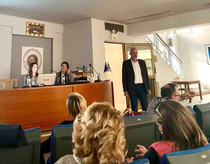 Ημερίδα-με-θέμα-την-αναβάθμιση-των-ηλεκτρονικών-υπηρεσιών-του-Δήμου-Καβάλας-–-Ενημέρωση-των-συμβολαιογράφων-της-ΠΕ.-Καβάλας Ημερίδα-με-θέμα-την-αναβάθμιση-των-ηλεκτρονικών-υπηρεσιών-του-Δήμου-Καβάλας-–-Ενημέρωση-των-συμβολαιογράφων-της-ΠΕ.-Καβάλας