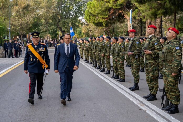 Παρουσία-ΥΕΘΑ-Νικόλαου-Παναγιωτόπουλου-στην-παρέλαση-για-την-Εθνική-Επέτειο-της-28ης-Οκτωβρίου-1940-στη-Θεσσαλονίκη Παρουσία-ΥΕΘΑ-Νικόλαου-Παναγιωτόπουλου-στην-παρέλαση-για-την-Εθνική-Επέτειο-της-28ης-Οκτωβρίου-1940-στη-Θεσσαλονίκη