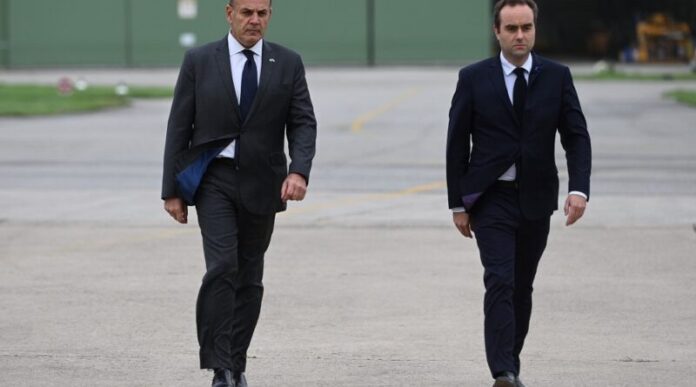 Ο-Ν.-Παναγιωτόπουλος-στη-Λωριάν-της-Γαλλίας Ο-Ν.-Παναγιωτόπουλος-στη-Λωριάν-της-Γαλλίας