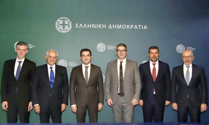 Συμφωνία-ΔΕΗ,-ΔΕΠΑ-και-damco-energy-για-νέα-μονάδα-ηλεκτροπαραγωγής-με-καύσιμο-φυσικό-αέριο-στην-Αλεξανδρούπολη