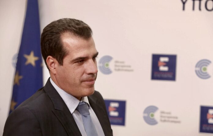 Θάνος-Πλεύρης:-Πλήρης-εφαρμογή-του-αντικαπνιστικού-νόμου-και-στη-νυχτερινή-διασκέδαση