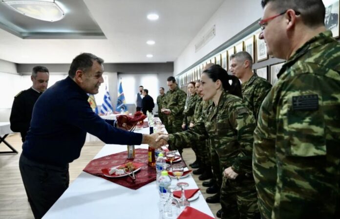 Παναγιωτόπουλος:-Το-2023-οι-Ένοπλες-Δυνάμεις-θα-συνεχίσουν-να-είναι-ισχυρές-και-αξιόμαχες-με-ισχυρό-αποτρεπτικό-στίγμα Παναγιωτόπουλος:-Το-2023-οι-Ένοπλες-Δυνάμεις-θα-συνεχίσουν-να-είναι-ισχυρές-και-αξιόμαχες-με-ισχυρό-αποτρεπτικό-στίγμα
