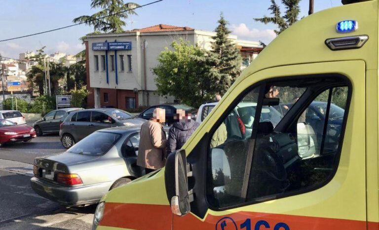 Αλεξανδρούπολη:-Ενας-νεκρός-και-τρεις-τραυματίες-μετά-από-ανατροπή-φορτηγού