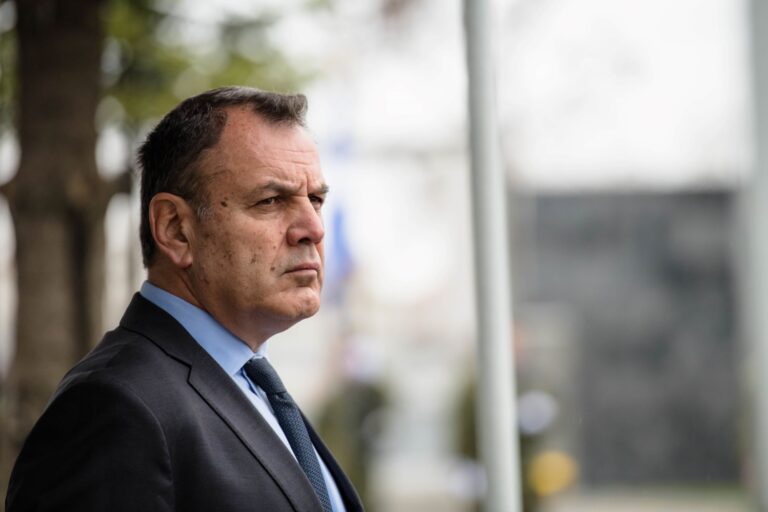 Τριήμερο-στρατιωτικό-πένθος-με-απόφαση-του-ΥΕΘΑ-Νικόλαου-Παναγιωτόπουλου-λόγω-της-συντριβής-Α/Φ-f-4e-phantom-ii-της