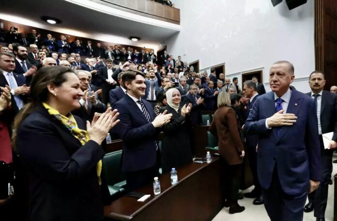 Ερντογάν-εκτός-εαυτού-–-Τα-έβαλε-με-την-αντιπολίτευση-κατηγορώντας-την-Ελλάδα! Ερντογάν-εκτός-εαυτού-–-Τα-έβαλε-με-την-αντιπολίτευση-κατηγορώντας-την-Ελλάδα!