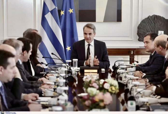 Τέμπη:-Συνεδριάζει-σήμερα-το-Υπουργικό-Συμβούλιο-–-Οι-δεσμεύσεις-του-Κυριάκου-Μητσοτάκη-στις-οικογένειες-των-θυμάτων