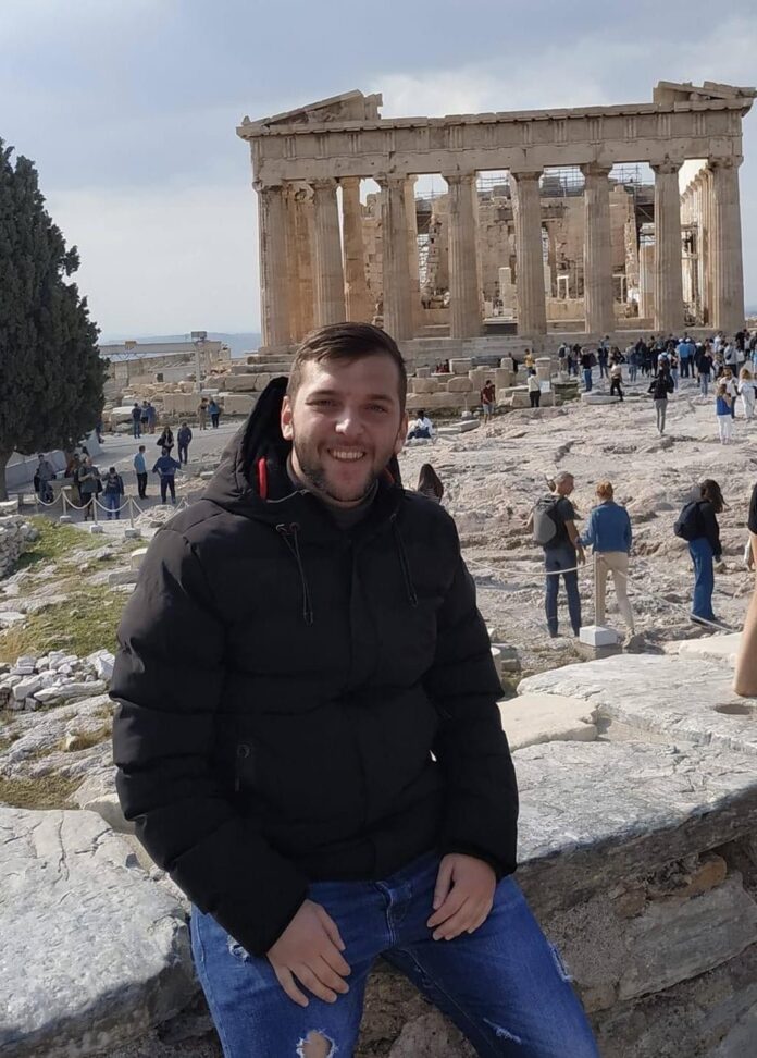 Έφυγε-απο-την-ζωή-ο-Λευτέρης-Μιχαηλούδης-Θρήνος-στη-Νικήσιανη Έφυγε-απο-την-ζωή-ο-Λευτέρης-Μιχαηλούδης-Θρήνος-στη-Νικήσιανη