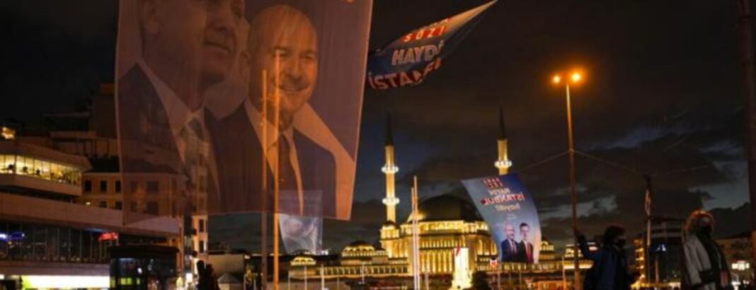 Τουρκία:-Το-προεκλογικό-κλίμα-στην-Κωνσταντινούπολη-λίγο-πριν-από-την-κρίσιμη-αναμέτρηση