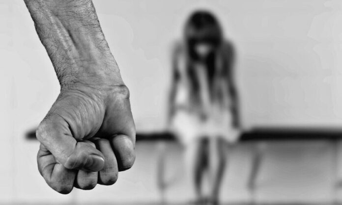 Προφυλακιστέος-ο-52χρονος-Πώς-αποκαλύφθηκε-η-φρίκη-που-βίωνε-η-26χρονη-με-αναπήρια-–-Ζούσαν-σε-άθλιες-συνθήκες