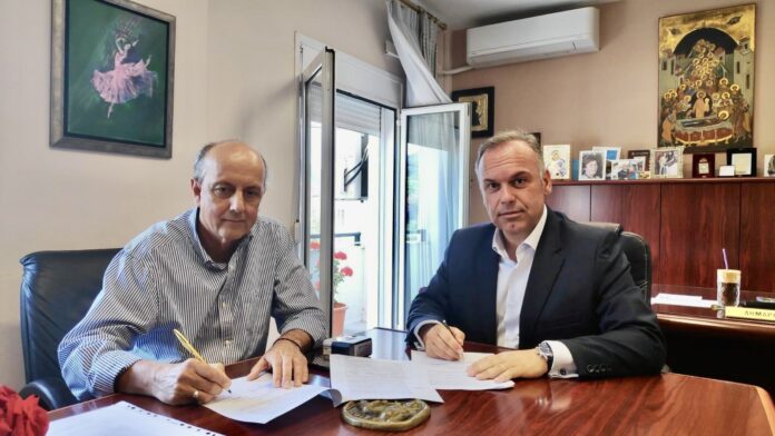 Υπογραφή-Σύμβασης-του-έργου:-“Διευθέτηση-τμήματος-κεντρικού-χειμάρρου-στην-Κοινότητα-Λιμεναρίων-Δήμου-Θάσου”