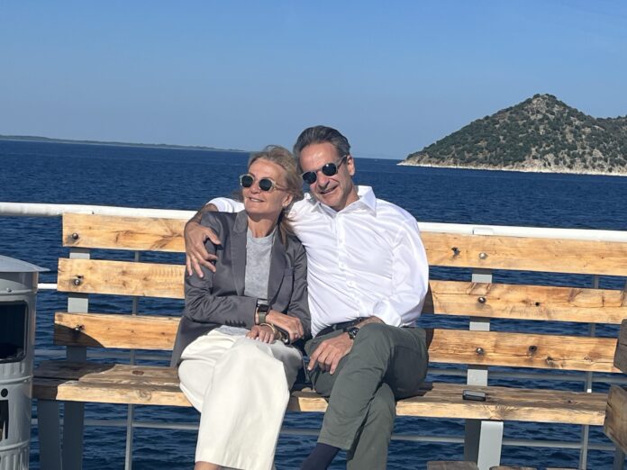 Η-αγάπη-του-Μητσοτάκη-για-την-Θάσο