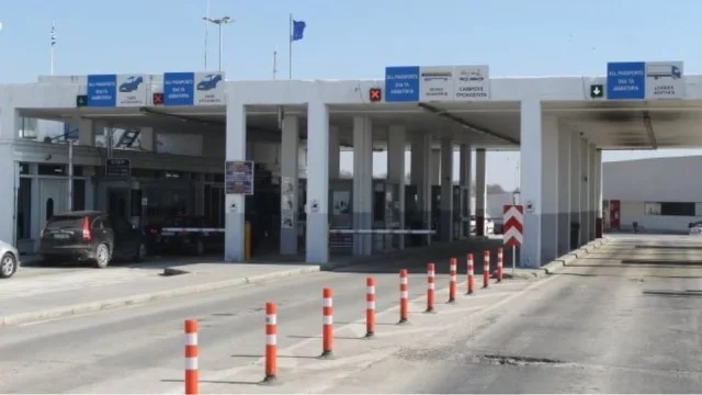 Τούρκος-διαπληκτίστηκε-με-Έλληνα-οδηγό-στο-Τελωνείο-και-τον-παρέσυρε-με-το-ΙΧ-του Τούρκος-διαπληκτίστηκε-με-Έλληνα-οδηγό-στο-Τελωνείο-και-τον-παρέσυρε-με-το-ΙΧ-του