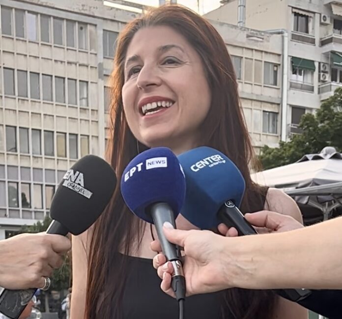 Αγγελική-Δεληκάρη:-Εξυπηρέτηση-των-πολιτών-της-Μουσθένης-και-του-Πρίνου-απο-τα-ΕΛΤΑ
