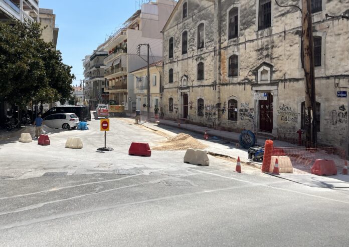 Κυκλοφοριακό-χάος-στην-Καβάλα-Δεύτερη-ημέρα-κλειστή-η-Κ.-Παλαιολόγου