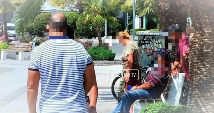 Γυναίκα-με-ποδήλατο-έπεσε-μέσα-στο-λιμάνι-της-Καβάλας