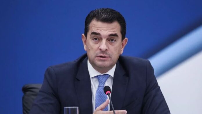 Αυτά-είναι-τα-4-νέα-μέτρα-για-την-ακρίβεια-–-Όσα-ανακοίνωσε-ο-Σκρέκας