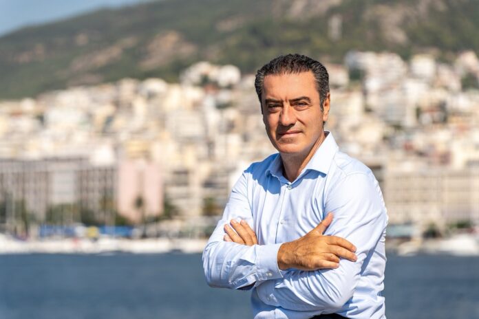 Μάκης-Παπαδόπουλος:-Δήμαρχος-και-Πρόεδρος-της-ΔΕΥΑΚ-θα-αφήσουν-τον-Δήμο-Καβάλας-χωρίς-νερό-και-θα-φέρουν-αυξήσεις! Μάκης-Παπαδόπουλος:-Δήμαρχος-και-Πρόεδρος-της-ΔΕΥΑΚ-θα-αφήσουν-τον-Δήμο-Καβάλας-χωρίς-νερό-και-θα-φέρουν-αυξήσεις!