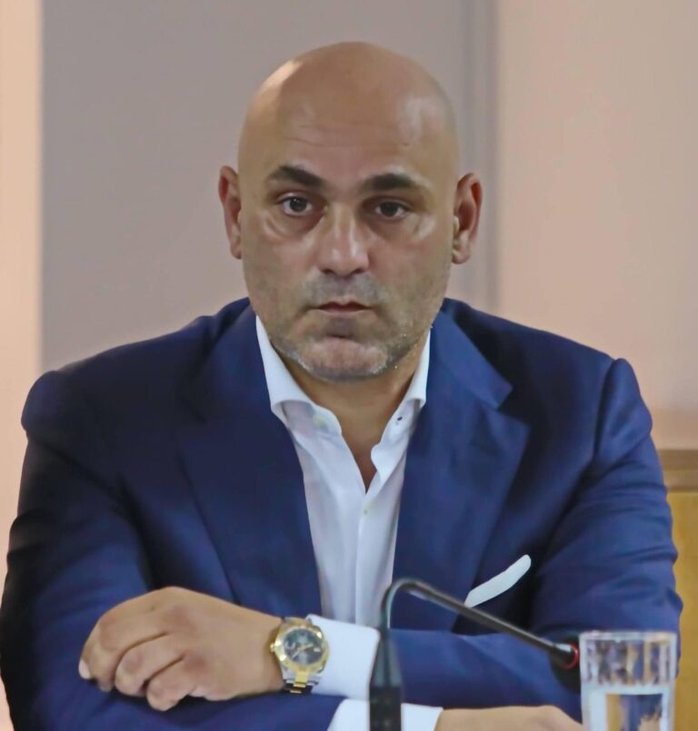 Ευχαριστήριο-της-ΑΕΚ-ΚΑΒΑΛΑΣ-στον-Γιώργο-Φιλόσογλου