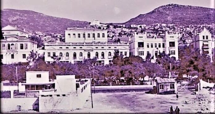 Βόλτα-μετά….-μουσικής-στην-οδό-Κύπρου-και-οδηγό-τον-ερευνητή-ιστορίας-Κώστα-Παπακοσμά Βόλτα-μετά….-μουσικής-στην-οδό-Κύπρου-και-οδηγό-τον-ερευνητή-ιστορίας-Κώστα-Παπακοσμά
